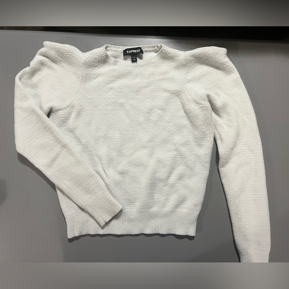 Express white soft sweater size XS